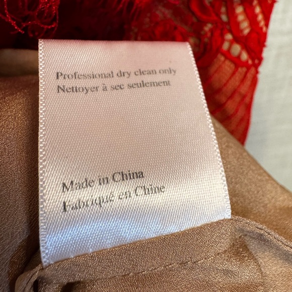 Marchesa Notte Red Laced Cocktail Dress in Size 0 - Picture 10 of 12